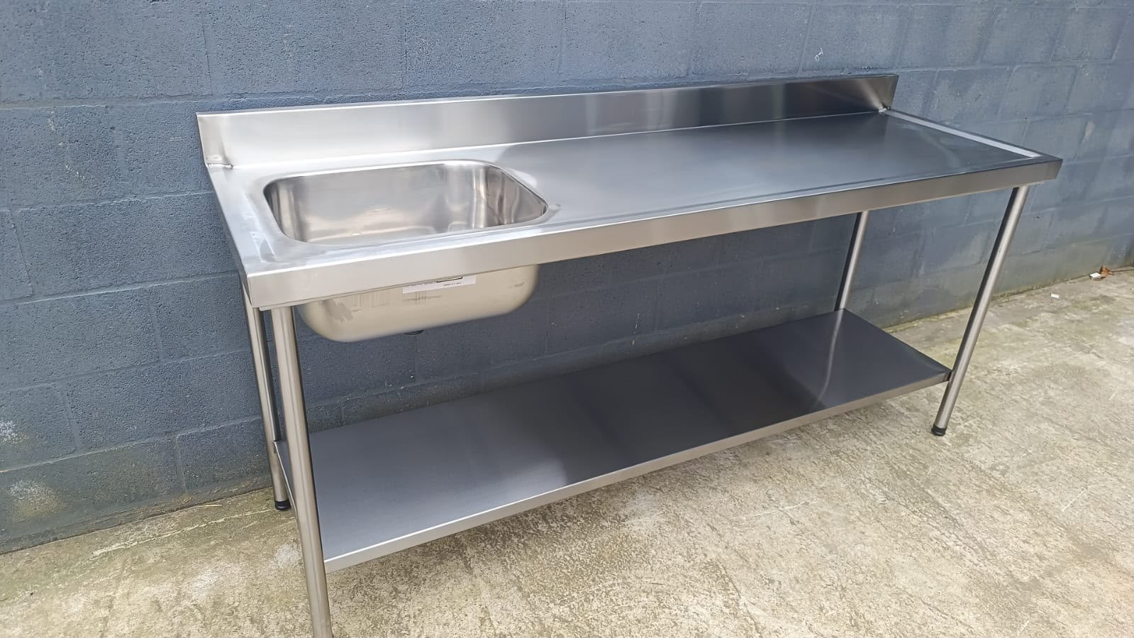 Bancadas em inox fotografados na Borba Refrigeração