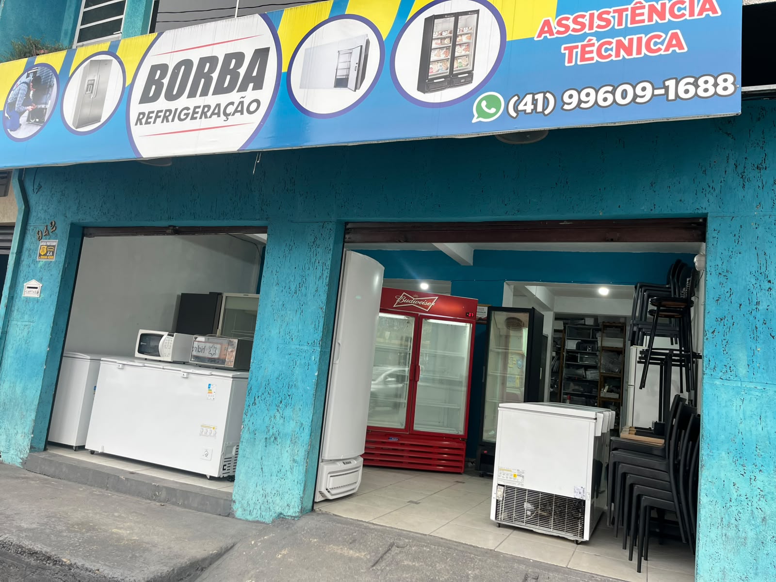 Loja Borba Refrigeração com geladeiras, freezers e expositores no Sítio Cercado